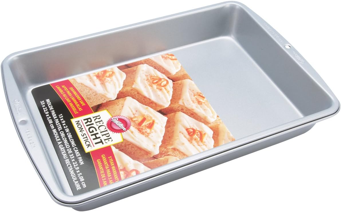 Wilton Recipe Right Non-Stick Oblong Cake Pan 13x9-Inch by Wilton - American Made
